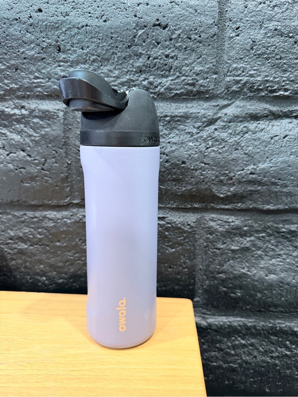 Owala 24oz FreeSip Stainless Steel Water Bottle in Pastel Purple